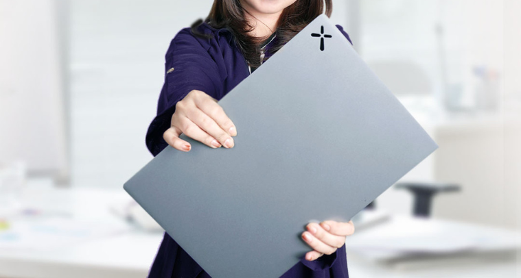 laptop ringan dan tipis